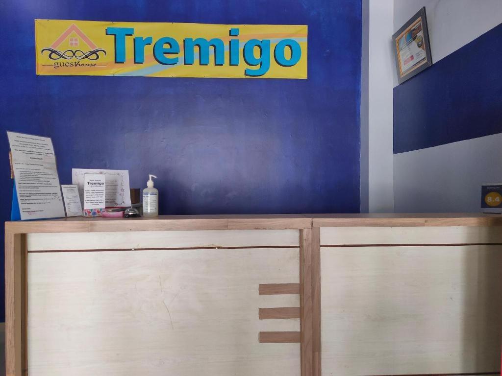 Hotel Syariah Tremigo Guesthouse Сиребон Екстериор снимка