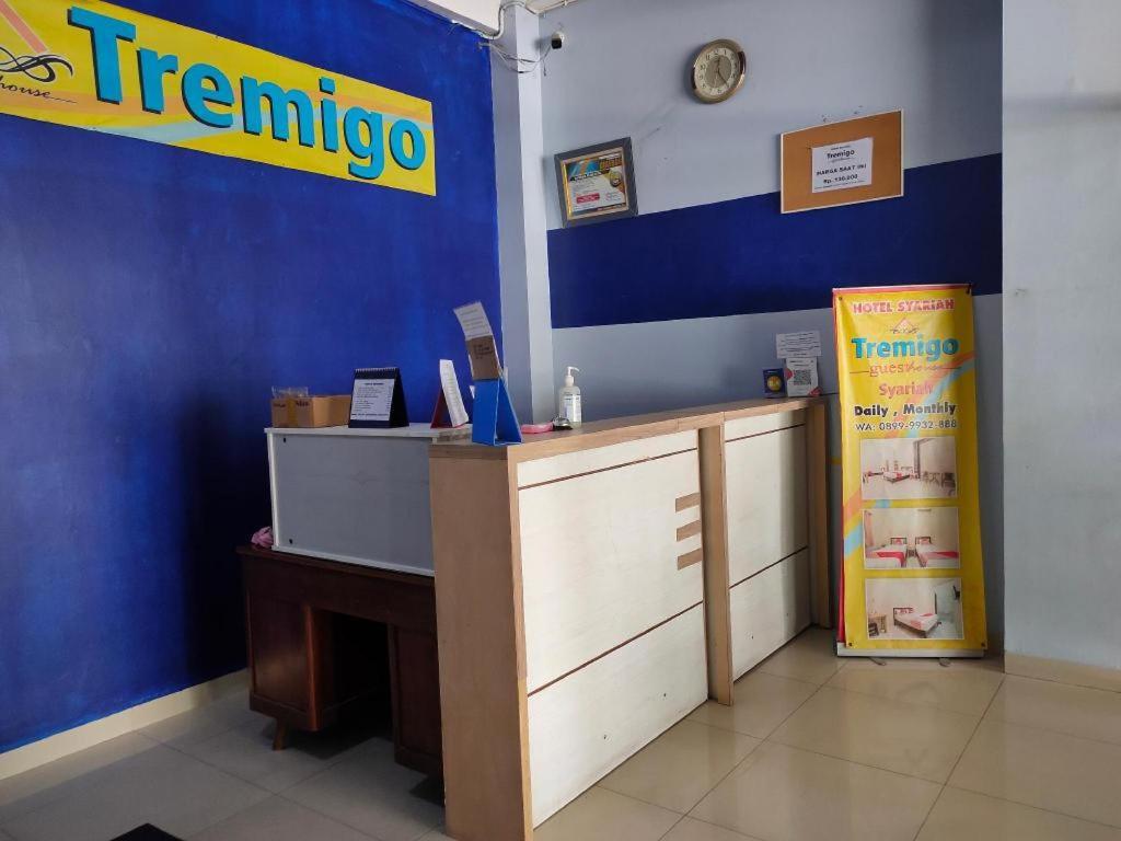 Hotel Syariah Tremigo Guesthouse Сиребон Екстериор снимка