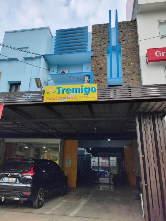 Hotel Syariah Tremigo Guesthouse Сиребон Екстериор снимка
